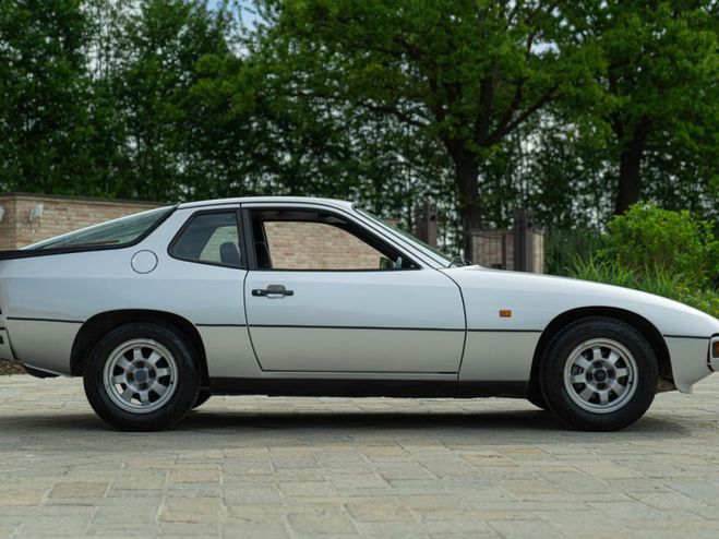 Porsche 924  GRIGIO de 1985