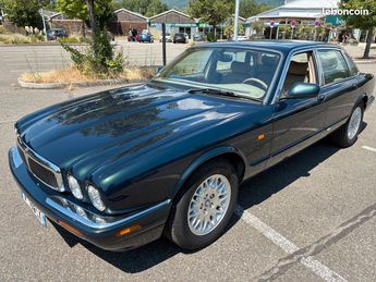  Voir détails -Jaguar XJ 8 essence automatique à Thoiry (01)