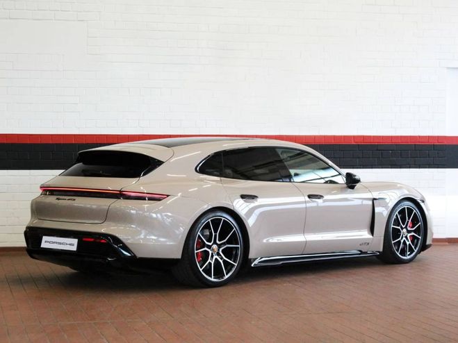 Porsche Taycan GTS Sport Turismo Panorama, HUD, Alcanta Beige Mtallis de 2023