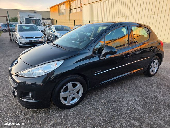 Peugeot 207 1.4l 95ch Forever Noir de 2012