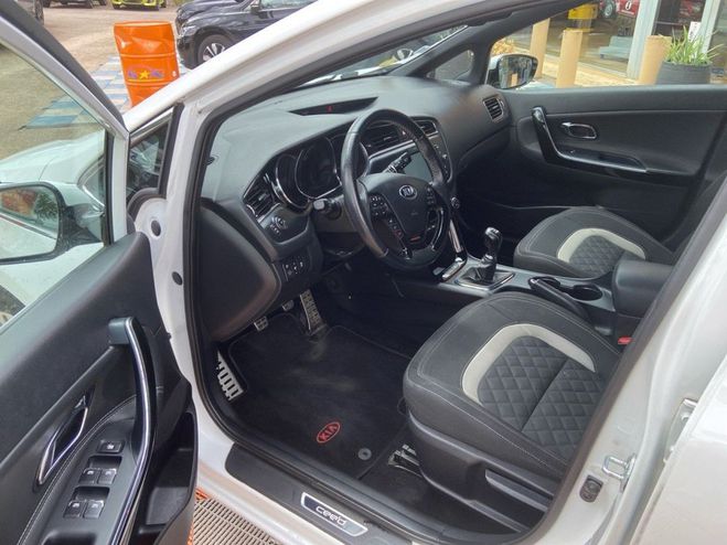 Kia Ceed d SW 1.6 CRDi 136 BV6 GT LINE Blanc de 2017