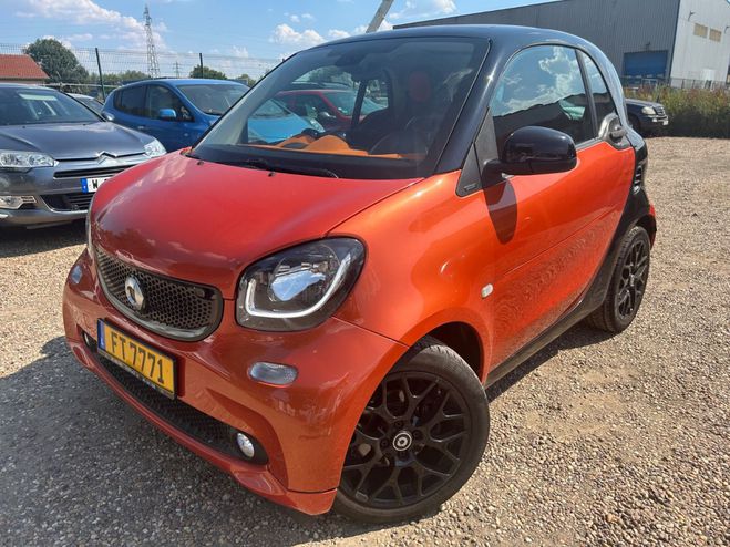 Smart Fortwo COUPE 0.9 TCE 90 PASSION * TOIT * GPS * Orange de 2015
