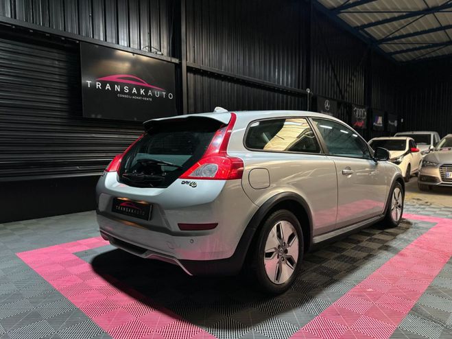 Volvo C30 1.6d drive stop 110 ch kinetic GRIS de 2010