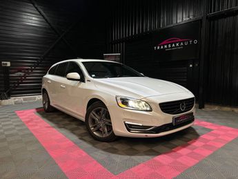  Voir détails -Volvo V60 plug-in hybrid d6 awd 215 68 ch xenium g à Douai (59)