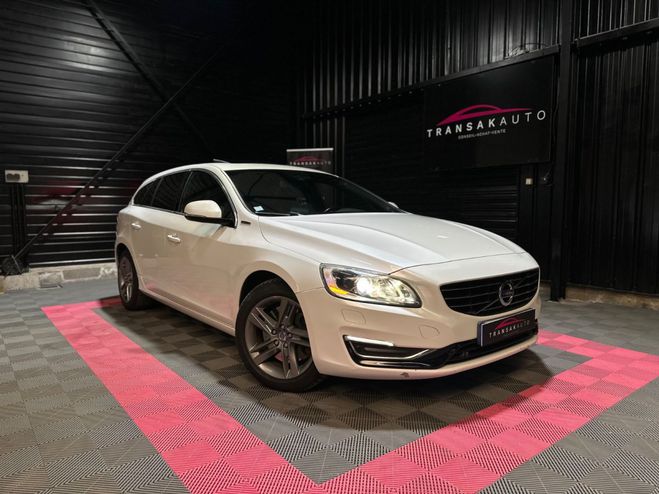 Volvo V60 plug-in hybrid d6 awd 215 68 ch xenium g BLANC de 2013