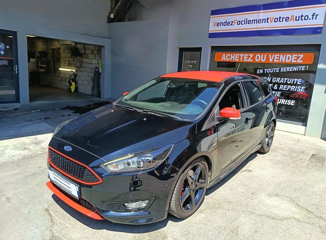 Ford Focus 2L ECOBOOST, ST LINE, 182cv, BVA Noir Verni de 2017