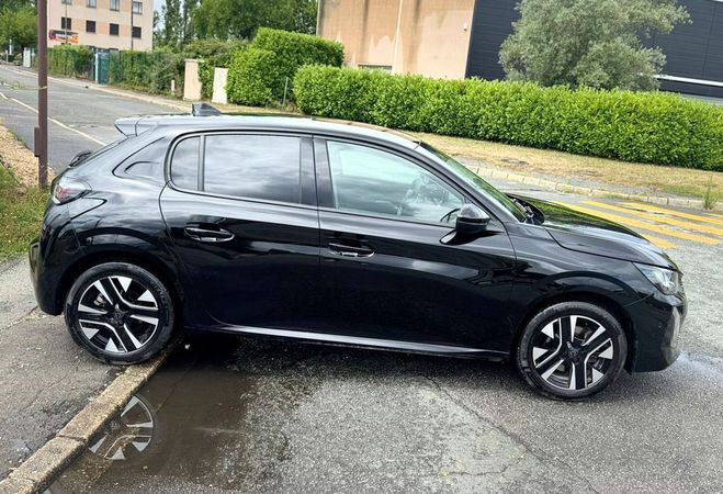 Peugeot 208 ALLURE PACK 1.2 PT 100CV BVM6 13325 HT Noir Mtallis de 2024