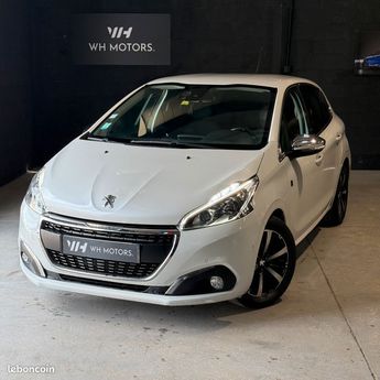  Voir détails -Peugeot 208 bluehdi 100ch tech edition à Dijon (21)