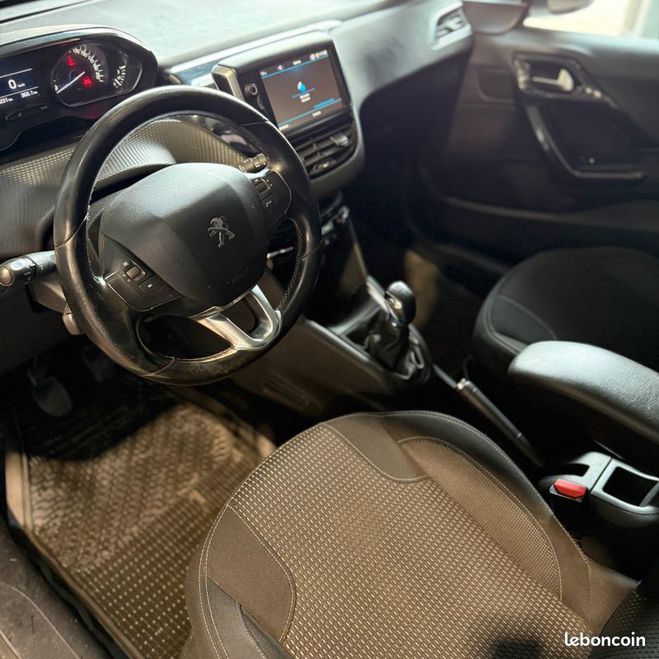 Peugeot 208 bluehdi 100ch tech edition Blanc de 2019