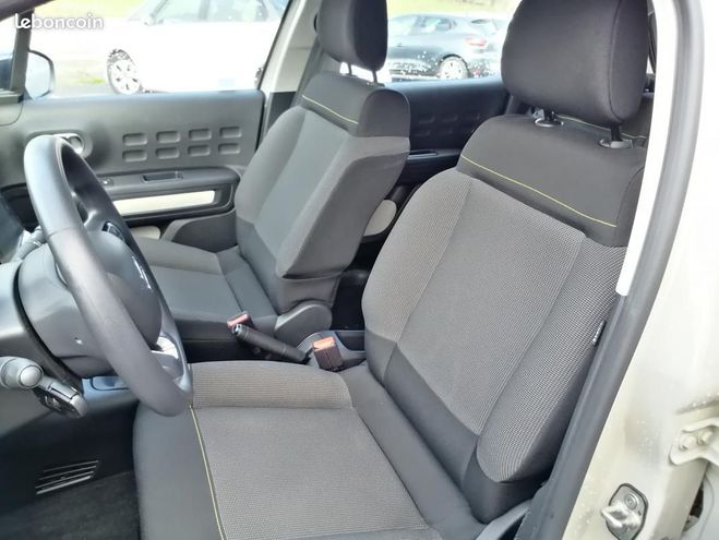 Citroen C3 PureTech 83 ch BVM5 Plus Beige de 2024