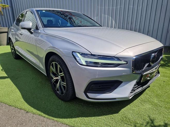 Volvo S60 -35% 2.0L - B4 - MHEV MILD HYBRIID - 197 GRIS de 2024