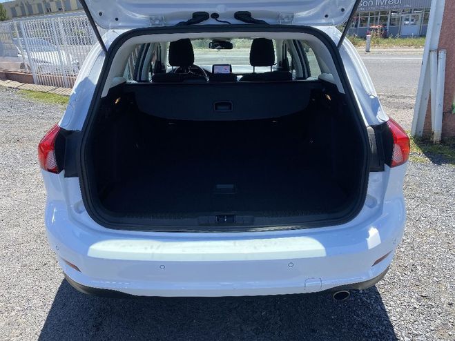 Ford Focus SW 1.5 EcoBlue 95 Trend Business Blanc de 2021