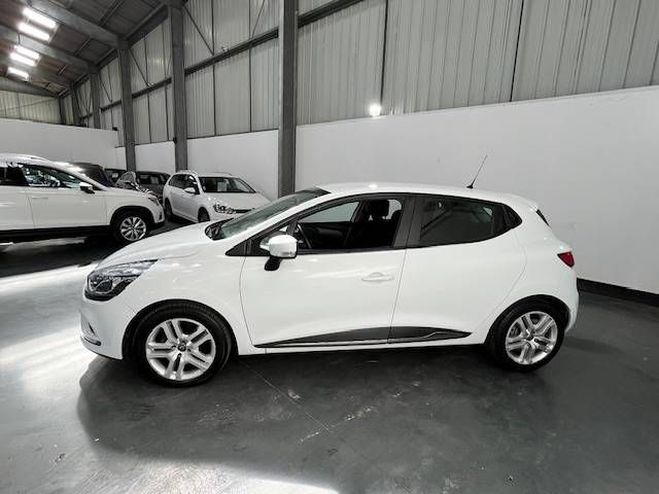 Renault Clio IV (B98) 0.9 TCe 90ch energy Business 5p BLANC de 2017