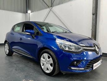  Voir détails -Renault Clio 1.5 dCi Business Eco2 à Guipavas (29)