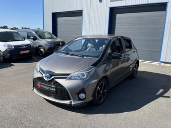  Voir détails -Toyota Yaris Hybride 100h - BVA e-CVT Collection GTIE à Crottet (01)
