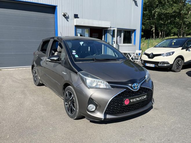 Toyota Yaris Hybride 100h - BVA e-CVT Collection GTIE GRIS CLAIR de 2017