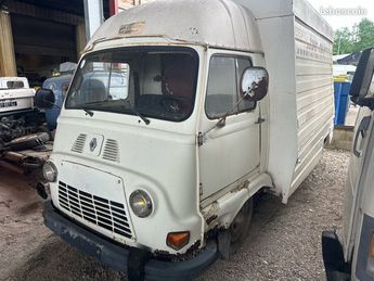  Voir détails -Renault Estafette magasin boucherie  restaurer à   La Boisse (01)