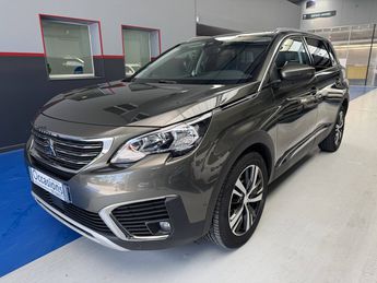  Voir détails -Peugeot 5008 II 1.2 PureTech 130ch E6.3 Allure S&S EA à Saint-Maur-des-Fosss (94)