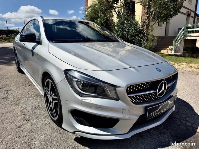 Mercedes Classe CLA Classe Benz 180 pack AMG 13999e Gris de 2013