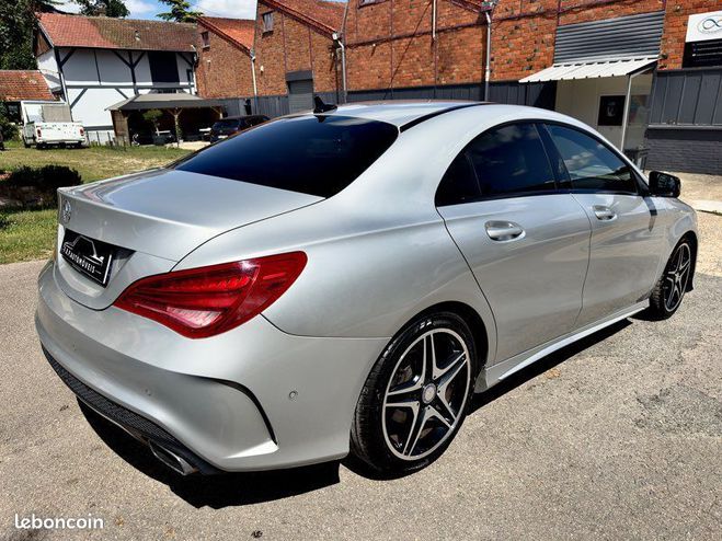 Mercedes Classe CLA Classe Benz 180 pack AMG 13999e Gris de 2013