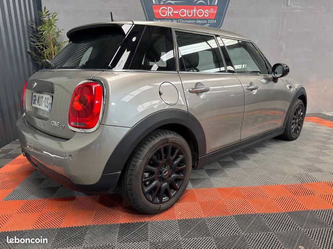 Mini One D 95cv 69.000kms 5 portes GPS radar jant Gris de 2018