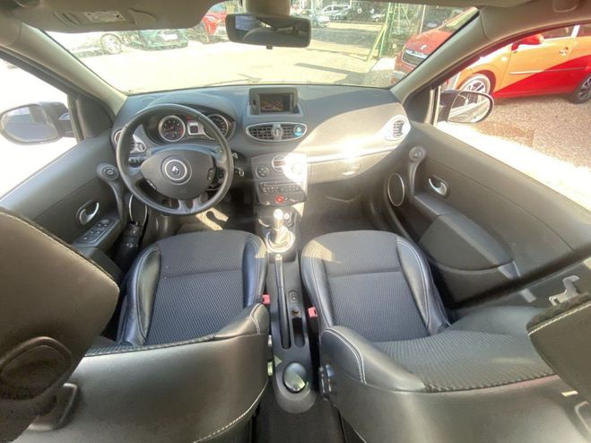 Renault Clio III 1.2 TCE 100CH EXCEPTION PACK CUIR 5P Noir de 2010