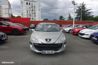  Voir détails -Peugeot 308 1.6 HDI110 STYLE FAP BVM5 5P à Villefranche-sur-Sane (69)