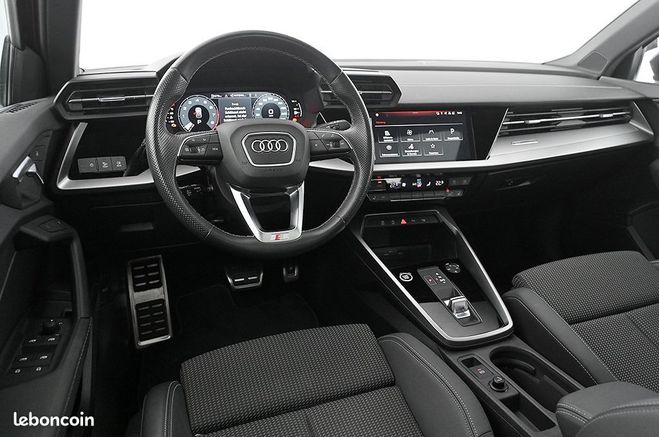 Audi A3 Sportback 35 TFSI S-LINE Gris de 2022