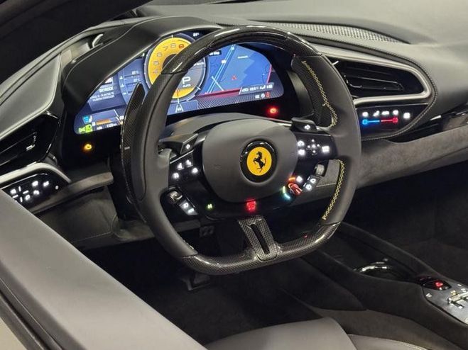 Ferrari 296 GTS  Gris de 2024