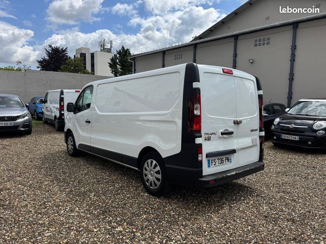 Renault Trafic FGN 2.0 L2H1 1300KG DCI 120 Grand Confor Blanc de 2020