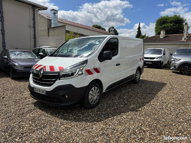 Renault Trafic Fourgon III Phase 2 L1H1 1200 dCi 120cv  Blanc de 2022