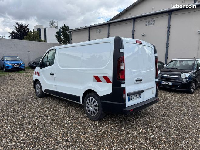 Renault Trafic Fourgon III Phase 2 L1H1 1200 dCi 120cv  Blanc de 2022