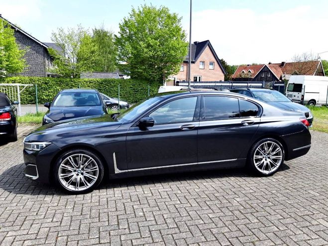 BMW Serie 7 750iA xDrive 530ch Exclusive GRIS de 2019