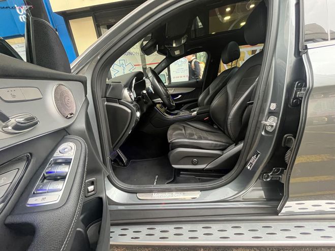 Mercedes GLC 300 de 9G-Tronic 4Matic AMG Line Gris de 2021