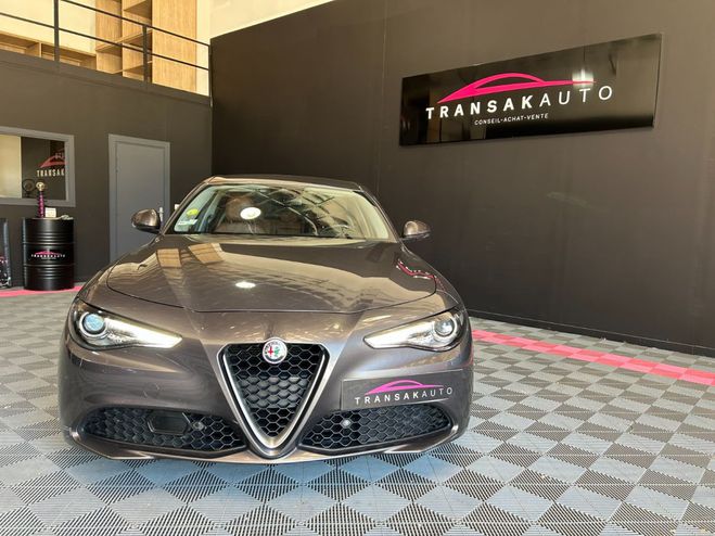 Alfa romeo Giulia 2.2 180 ch AT8 Lusso Gris de 2016