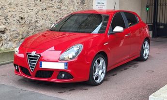  Voir détails -Alfa romeo Giulietta  à Saint-Maur-des-Fosss (94)