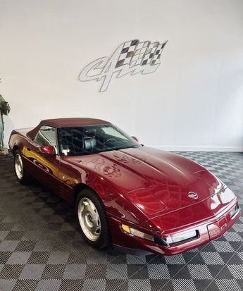  Voir détails -Chevrolet Corvette USA CONVERTIBLE V8 5.7 à Montceau-les-Mines (71)