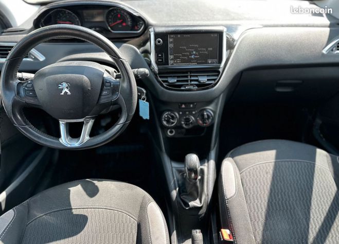 Peugeot 208 1.6 hdi gps Gris de 2014