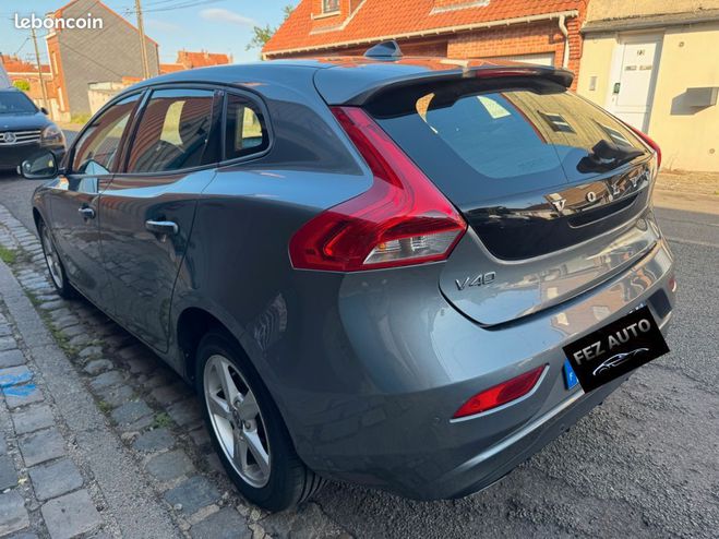 Volvo V40 1.6 diesel 115ch  de 2015