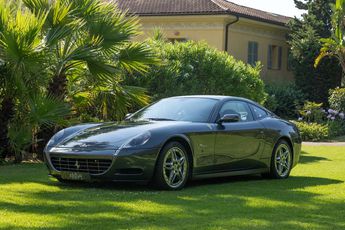  Voir détails -Ferrari 612 Scaglietti F1A HGTS Grigio Silverstone à Nice (06)