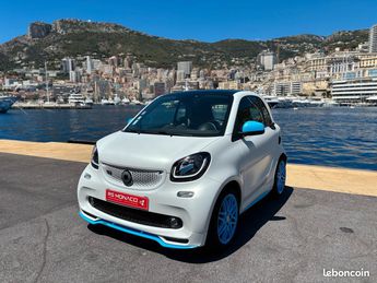  Voir détails -Smart Fortwo iii 0.9 brabus xclusive à Monaco (98)