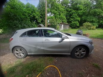  Voir détails -Mercedes Classe A CT ok à  La Saunire (23)