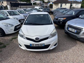  Voir détails -Toyota Yaris AFFAIRES 90 D-4D ACTIVE à vreux (27)