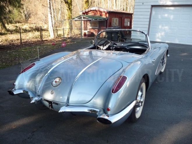 Chevrolet Corvette C1 283 DUAL QUAD CARB Bleu clair de 1958