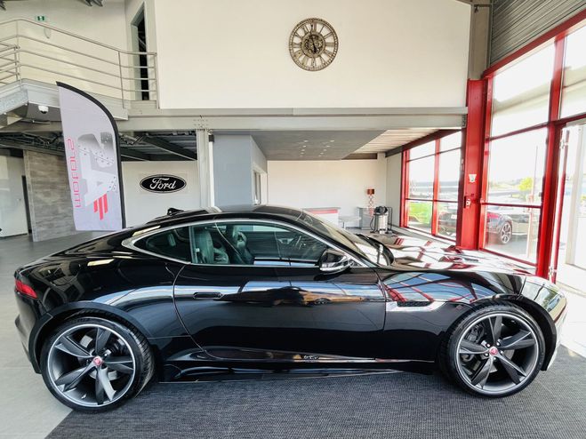 Jaguar F-Type COUPE 5,0 V8 550 R BVA8 AWD TOIT PANORAM NOIR de 2016