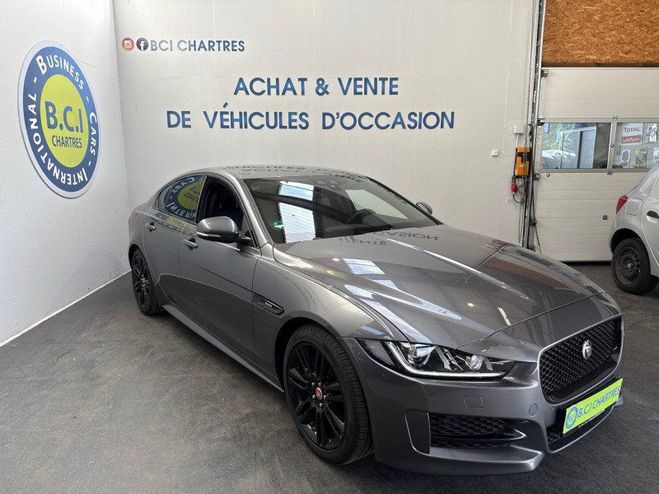 Jaguar XE 2.0D 180CH R-SPORT BVA8 Gris de 2019