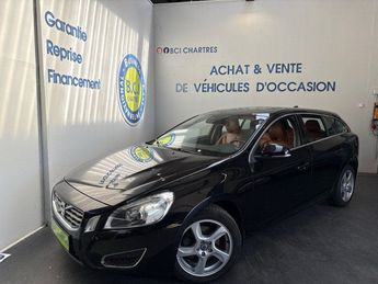  Voir détails -Volvo V60 D4 163CH START&STOP SUMMUM GEARTRONIC à Nogent-le-Phaye (28)