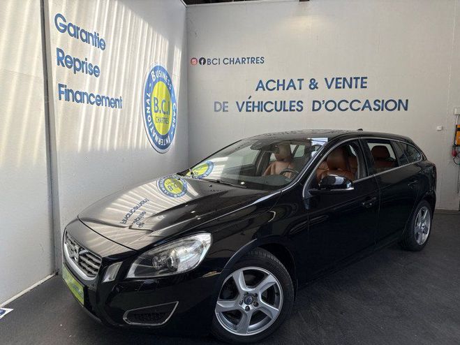 Volvo V60 D4 163CH START&STOP SUMMUM GEARTRONIC Noir de 2012