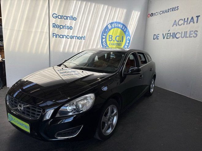 Volvo V60 D4 163CH START&STOP SUMMUM GEARTRONIC Noir de 2012