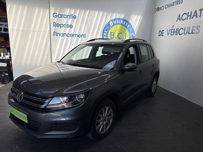 Volkswagen Tiguan 2.0 TDI 110CH BLUEMOTION TECHNOLOGY FAP Gris Fonce de 2012